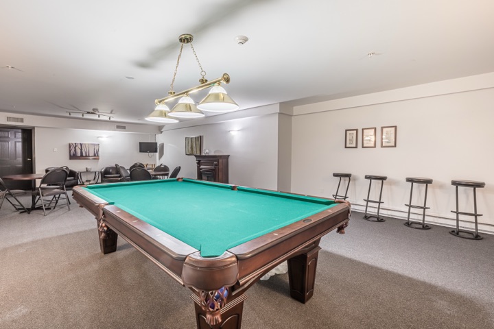 Salon — 543 rue St-Joseph, Lévis