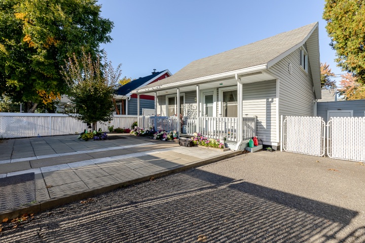Extérieur — 133 rue Marinier, Québec